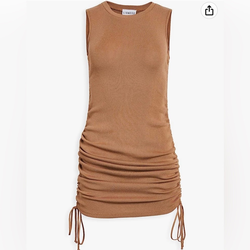 Lioness dress, size small! NEVER WORN!